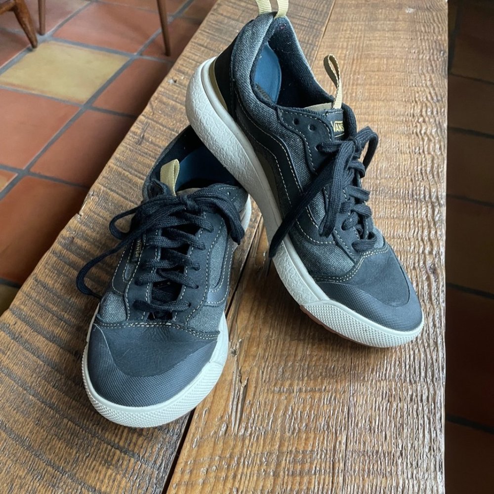 Vans Ultra Range Michael February Edition 6.5 Men / 8.0 Women's